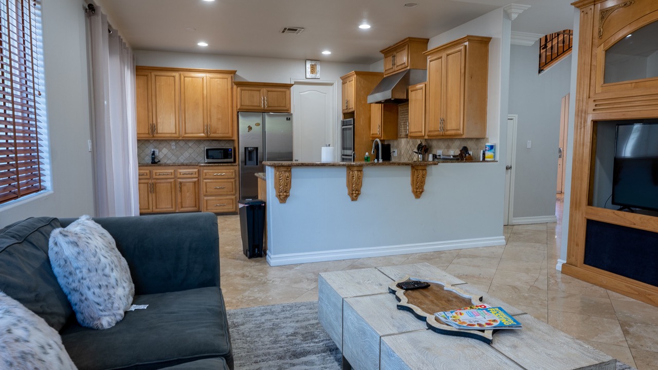 Photo of Livingroom in Sherman Oaks