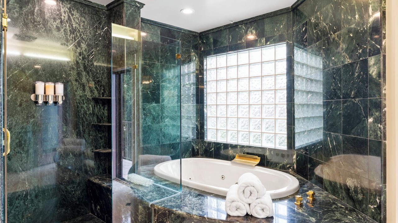 Photo of Bathroom in Marina District