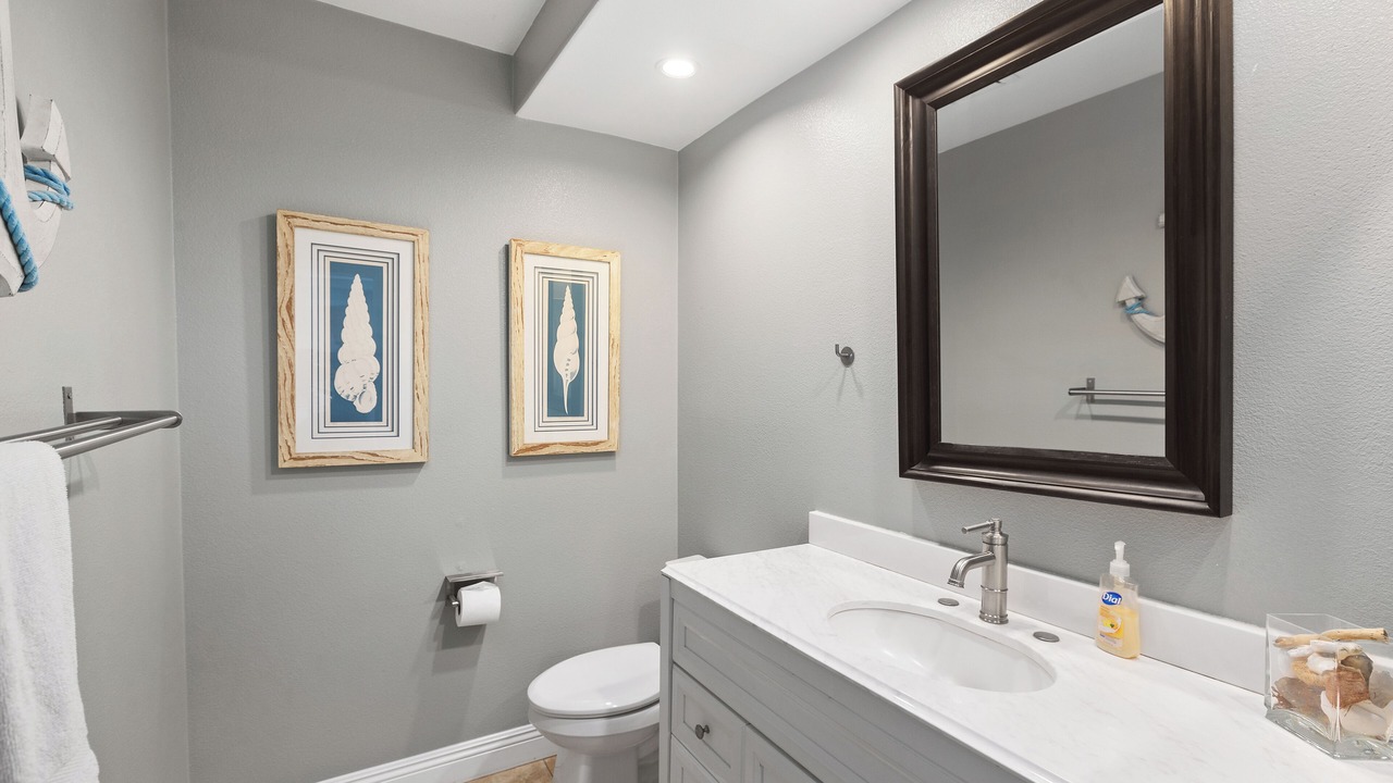 Photo of Bathroom in Huntington Beach