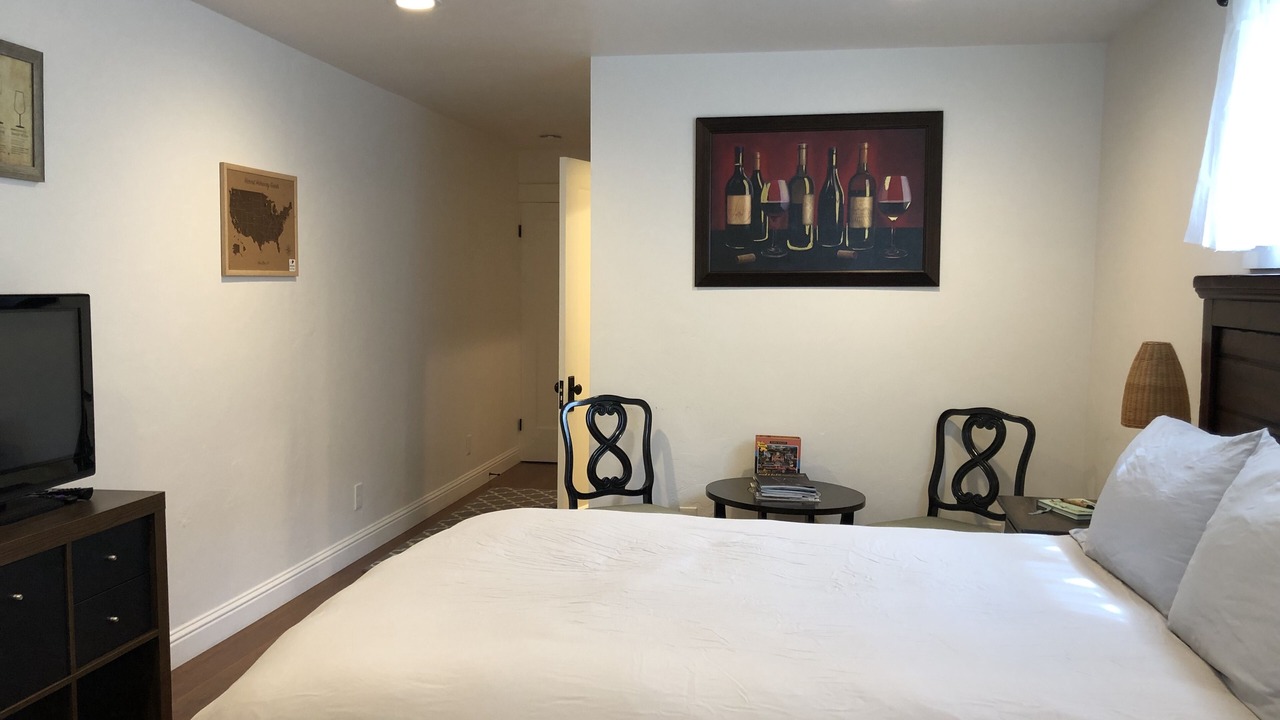 Photo of Bedroom in Glen Ellen