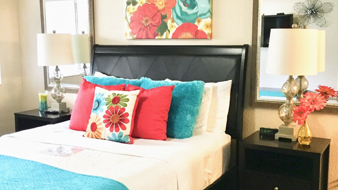 Photo of Bedroom in Peacock Village