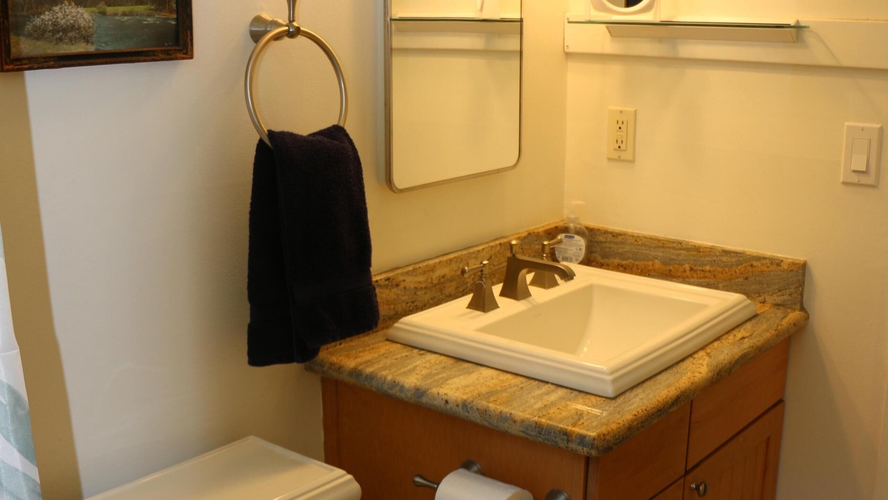 Photo of Bathroom in Sunnyside