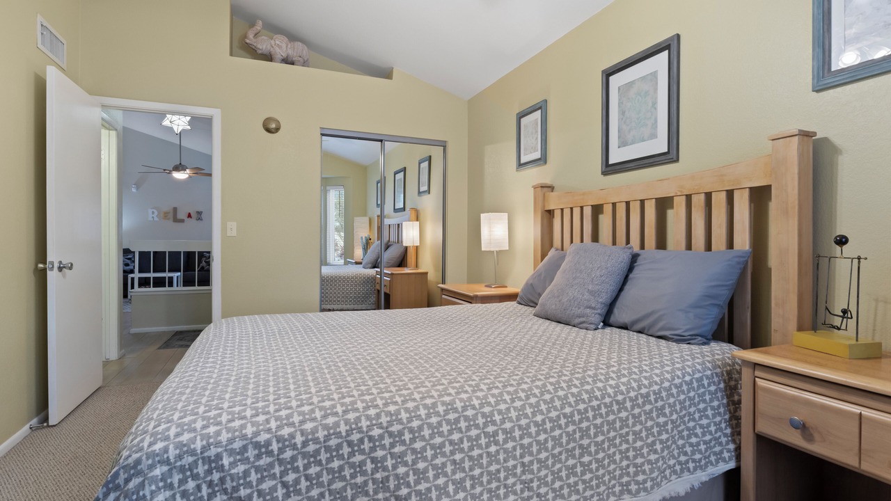 Photo of Bedroom in Desert Foothills Estates