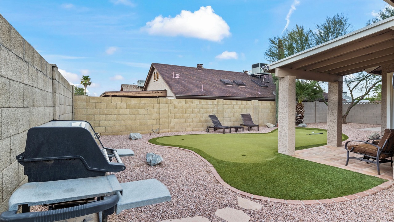 Photo of Patio Balcony in Desert Foothills Estates