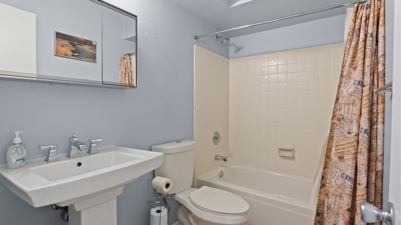 Photo of Bathroom in Desert Foothills Estates