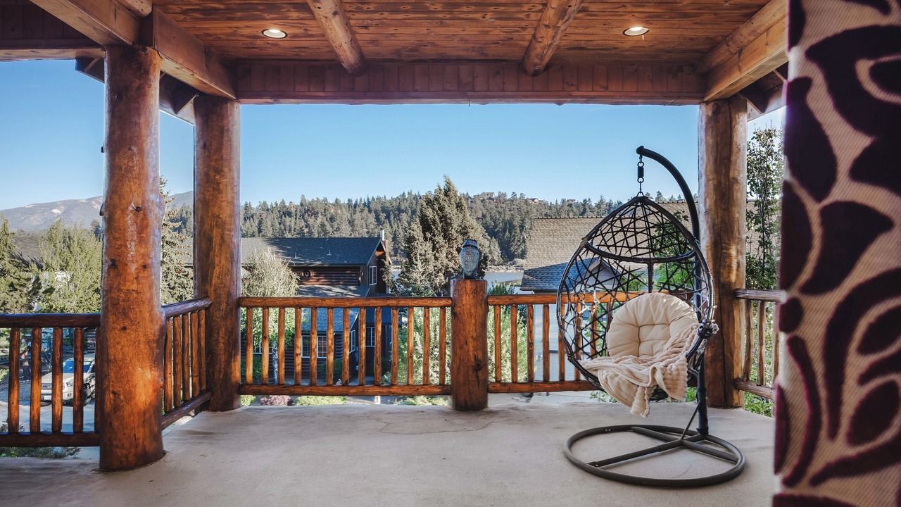 Photo of Patio Balcony in North Estates