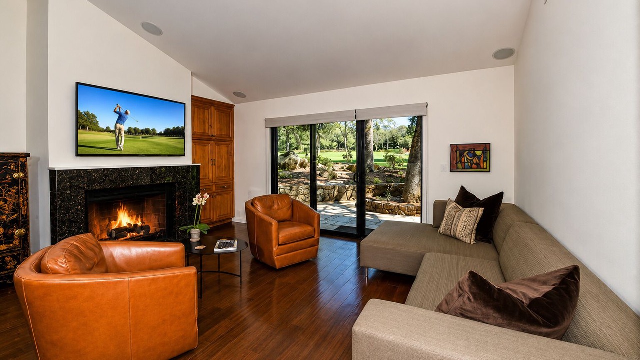 Photo of Livingroom in Napa
