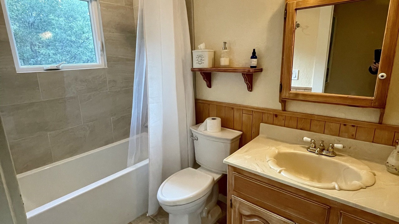 Photo of Bathroom in Julian