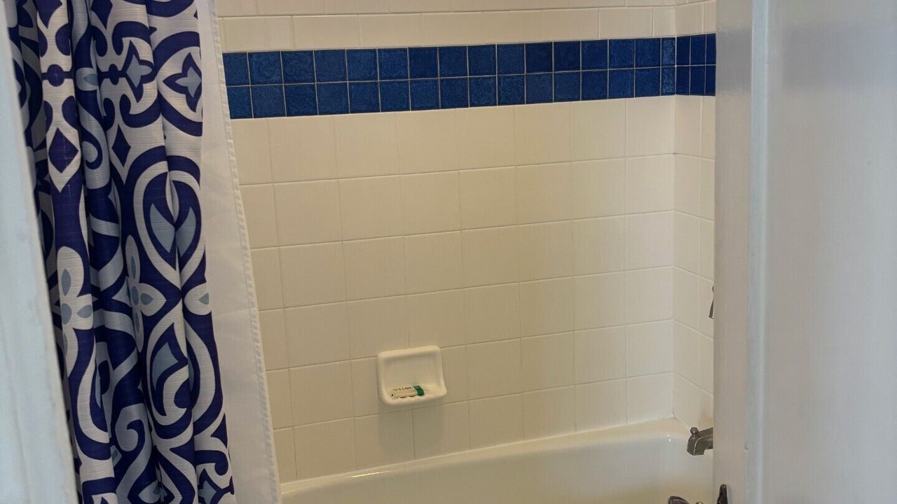 Photo of Bathroom in Belmont Shore