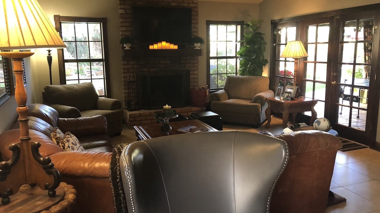 Photo of Livingroom in Central Scottsdale
