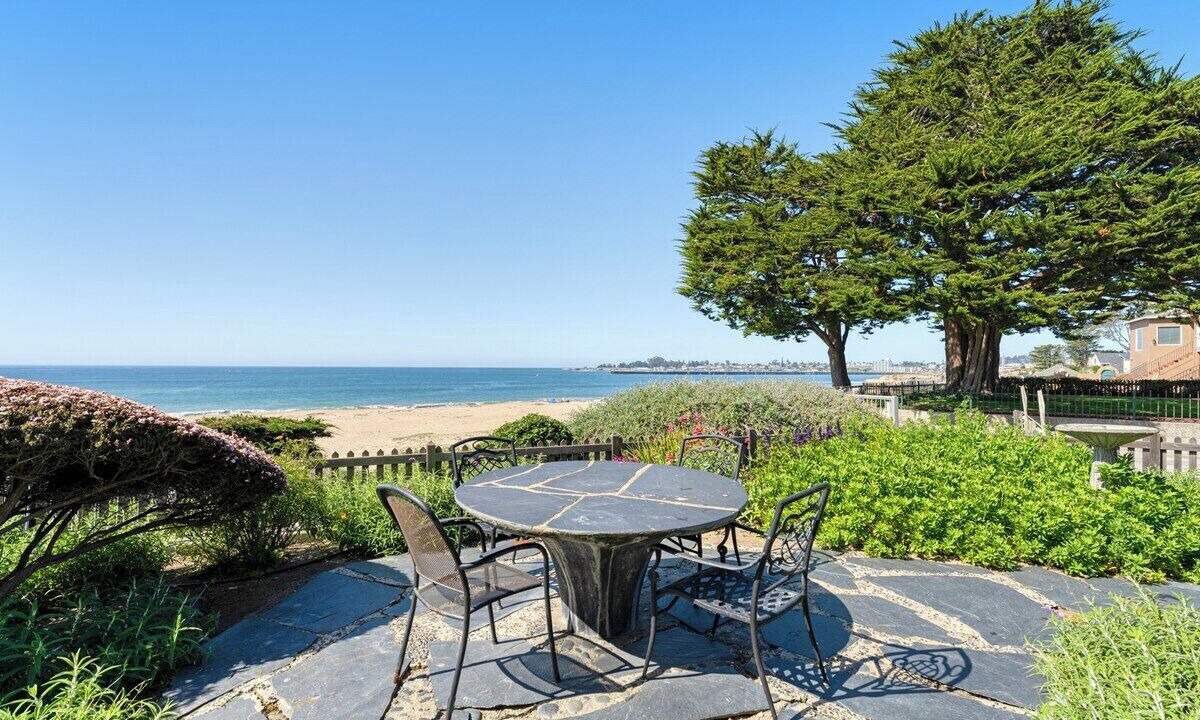 Photo of Outdoor in Seabright