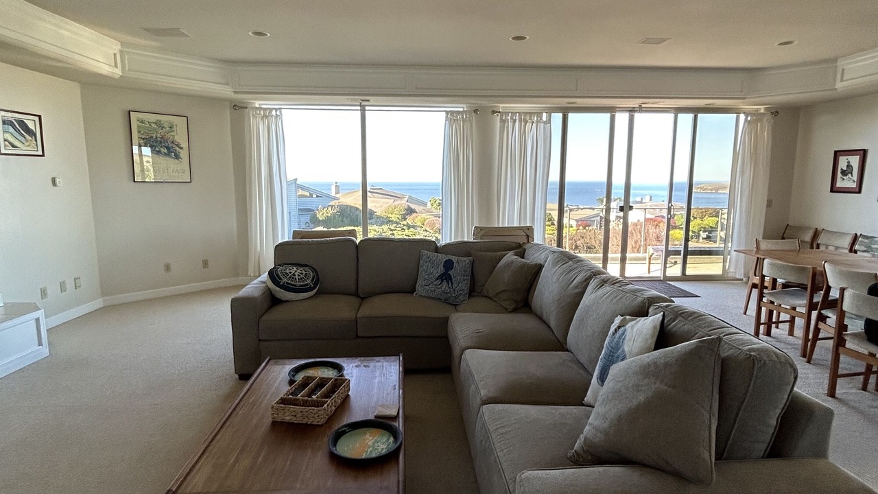Photo of Livingroom in Bodega Bay