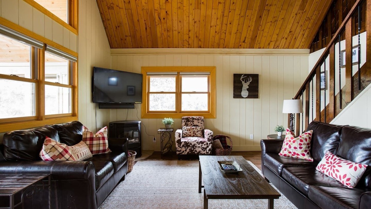 Photo of Bedroom in Highland Pines