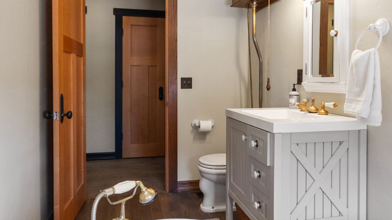 Photo of Bathroom in Templeton