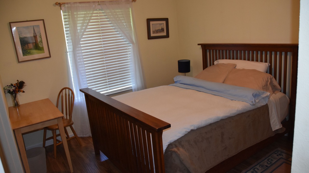 Photo of Bedroom in Santa Rosa