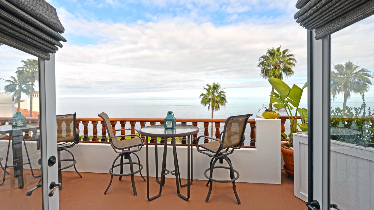 Photo of Patio Balcony in Avalon