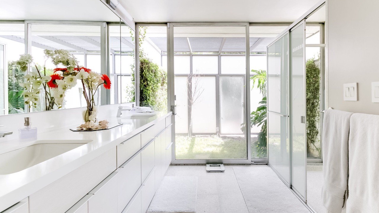 Photo of Others in Sherman Oaks