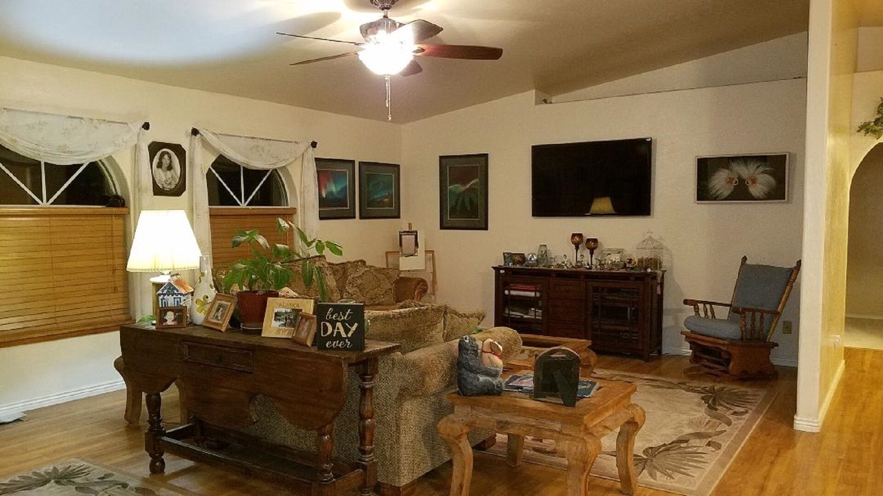 Photo of Livingroom in Prescott Valley Units