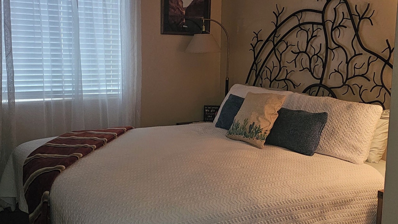 Photo of Bedroom in Prescott Valley Units