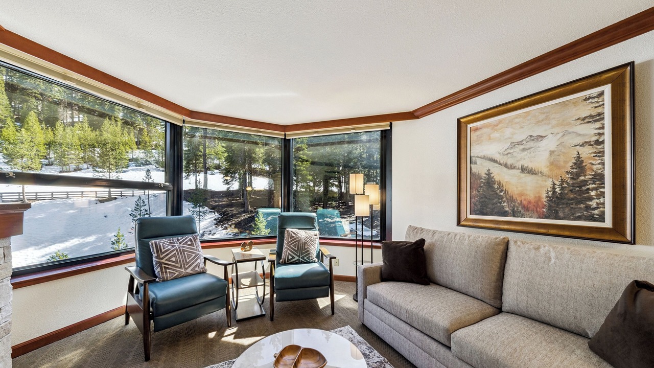 Photo of Livingroom in Olympic Valley