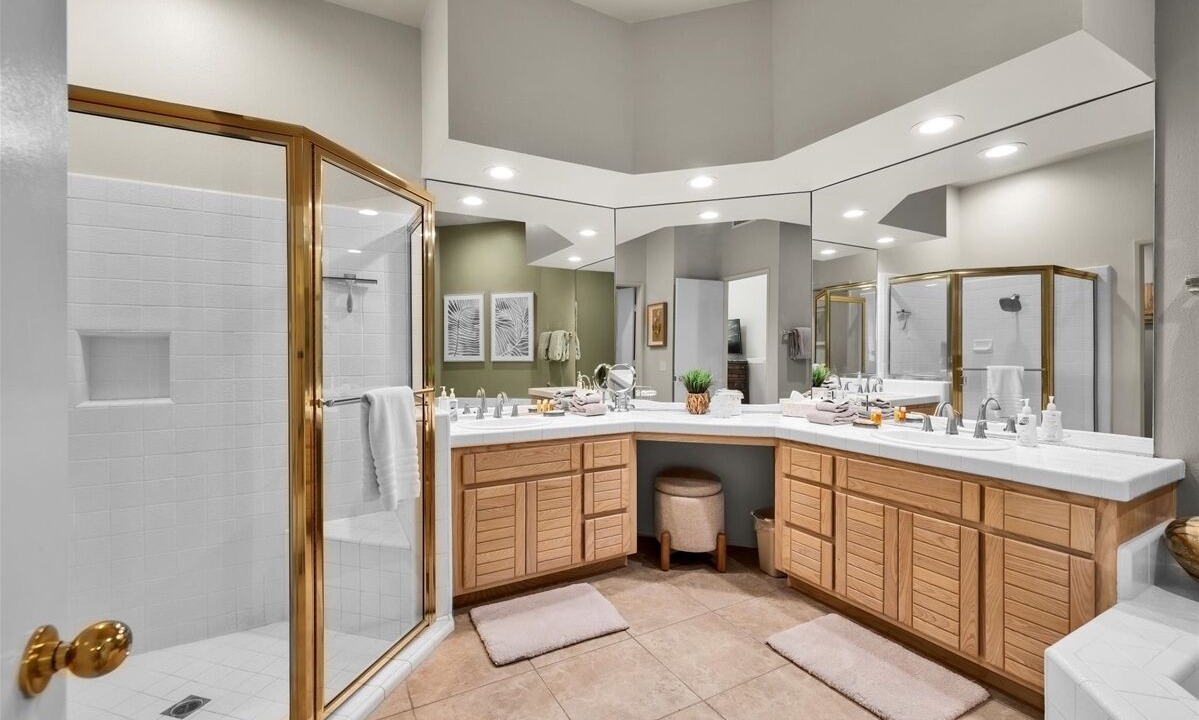 Photo of Bathroom in La Quinta