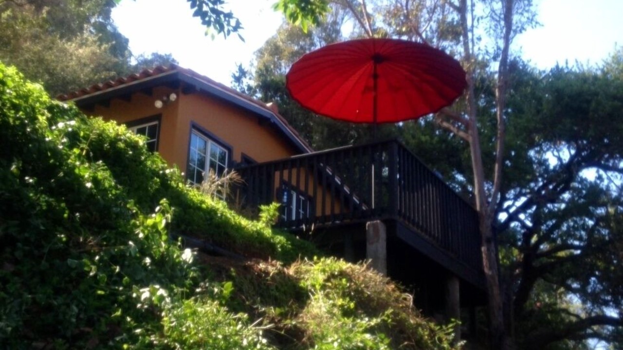 Photo of Others in Hollywood Hills West