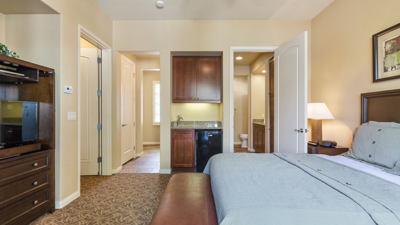 Photo of Bedroom in La Quinta