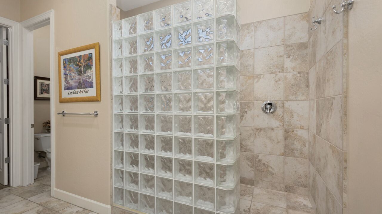 Photo of Bathroom in Palm Valley