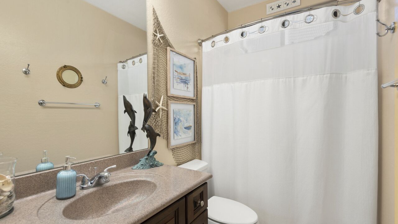 Photo of Bathroom in Palm Valley