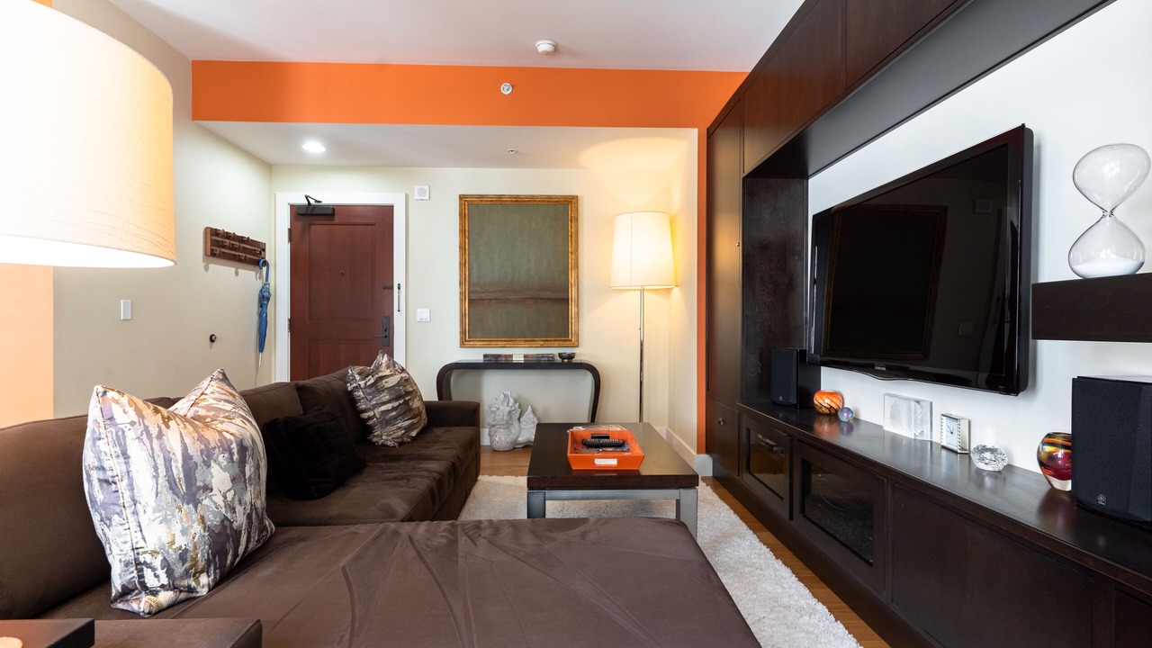 Photo of Livingroom in Historic Core