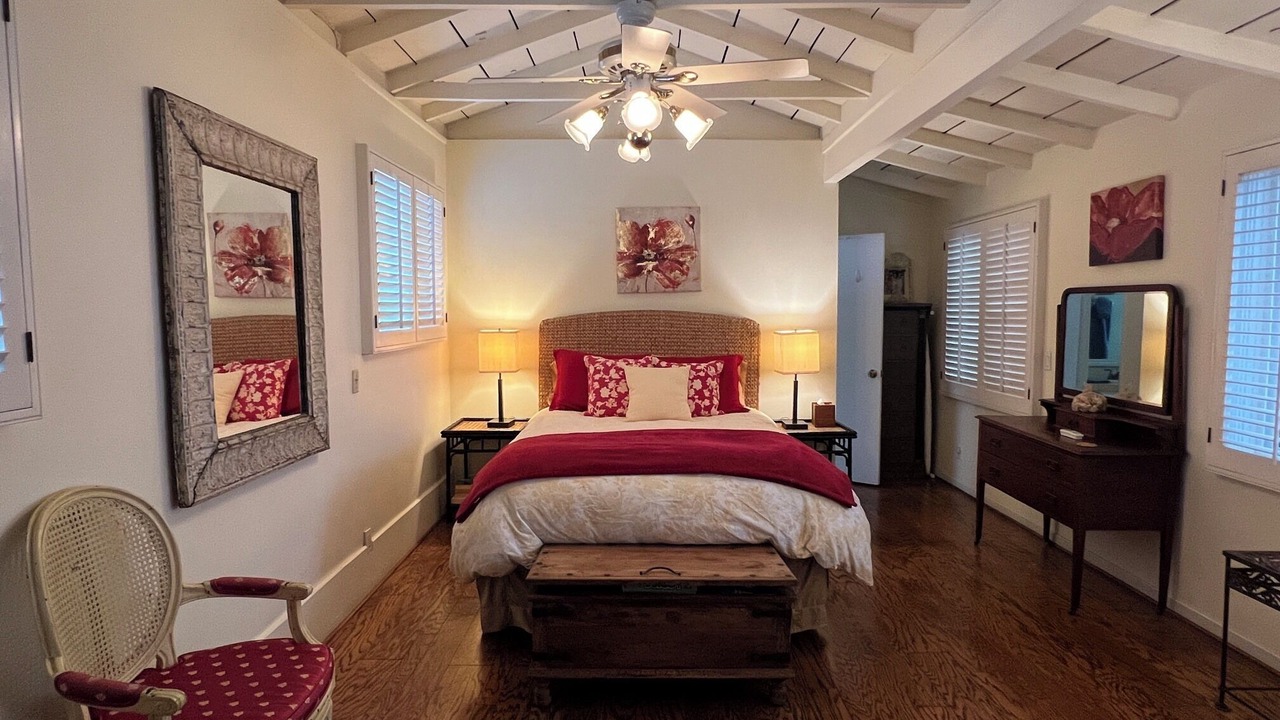 Photo of Bedroom in Balboa Island