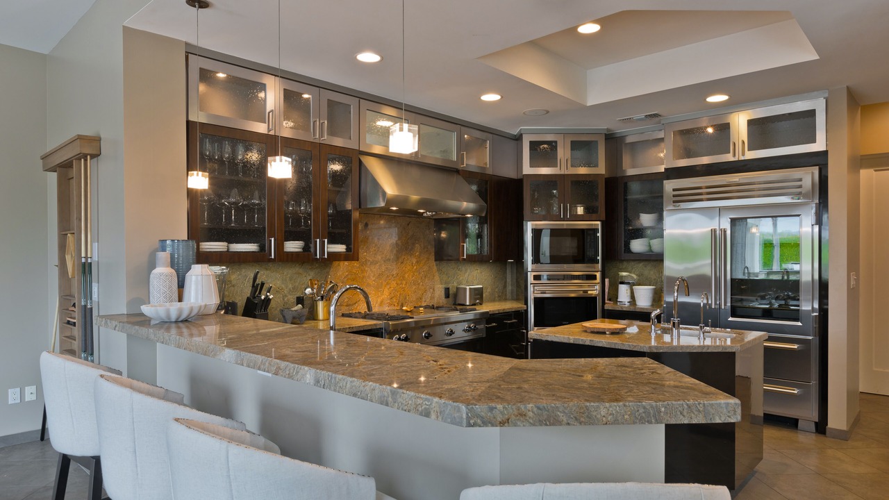 Photo of Kitchen in Racquet Club West