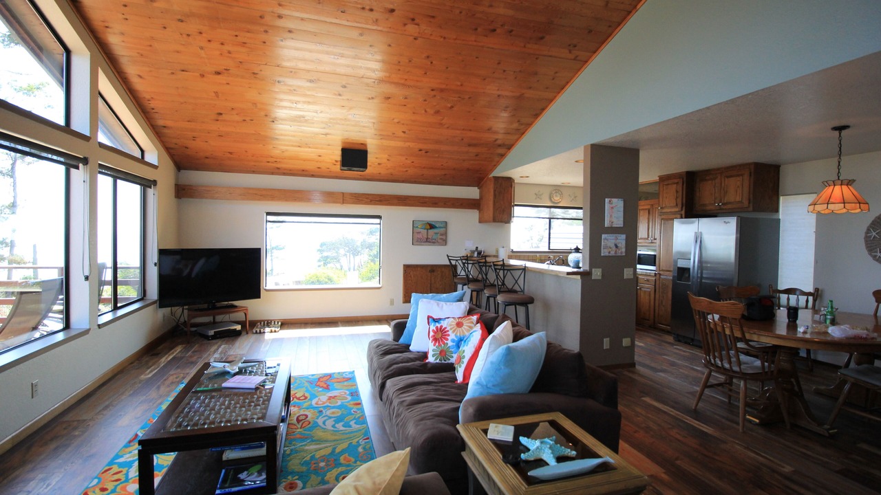 Photo of Livingroom in Gualala