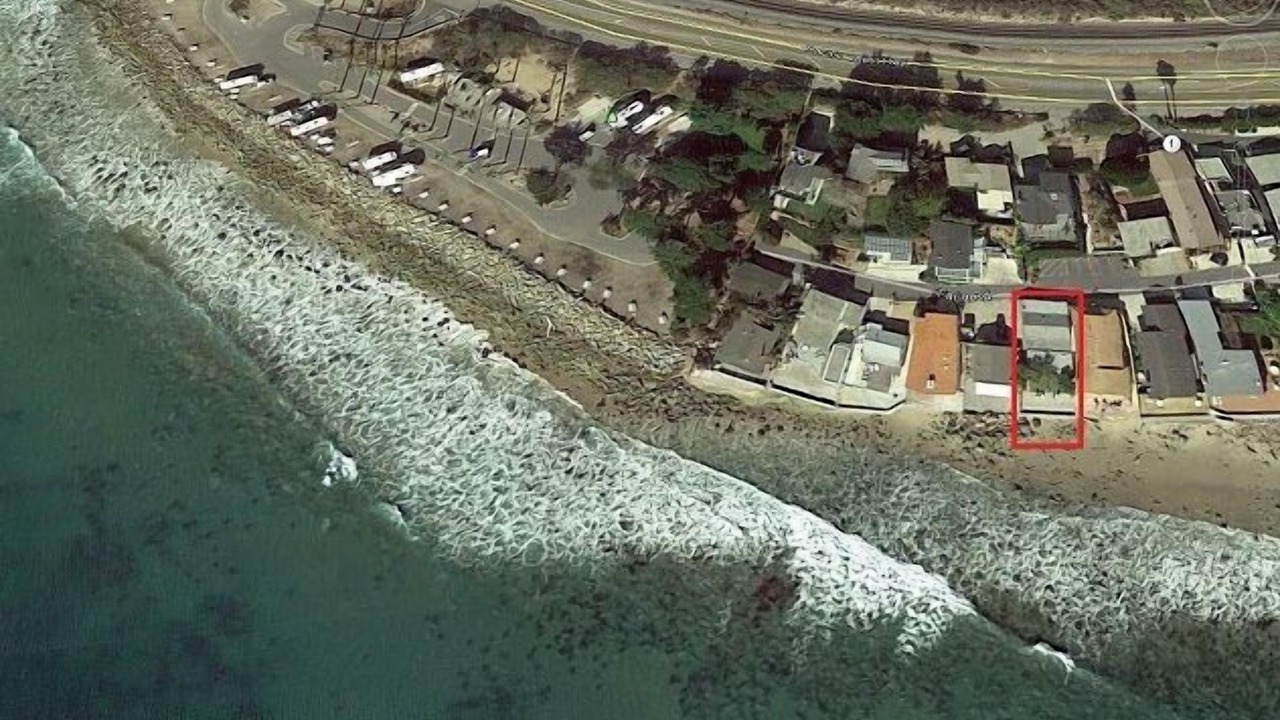 Photo of Others in Faria Beach