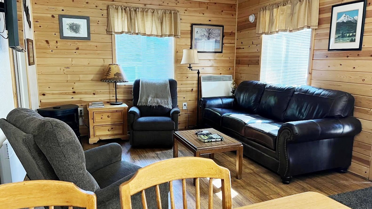 Photo of Livingroom in Peninsula Village