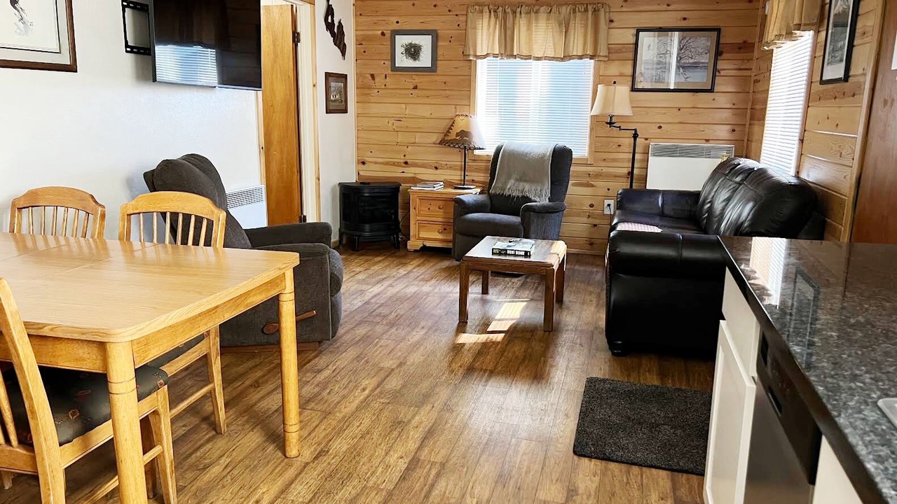 Photo of Livingroom in Peninsula Village