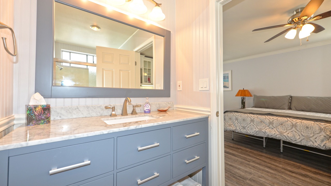 Photo of Bathroom in Avalon