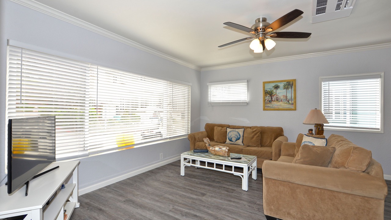 Photo of Bedroom in Avalon