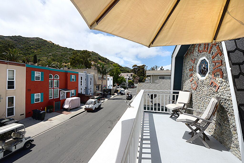 Photo of Others in Avalon