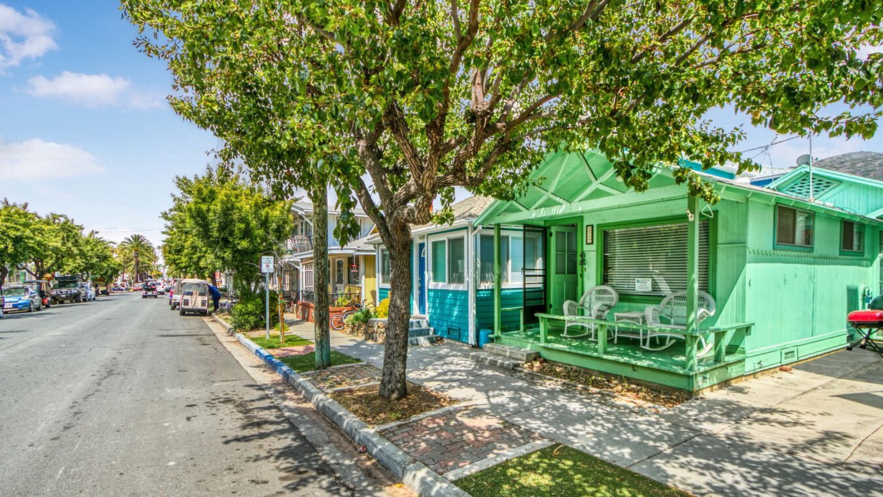 Photo of Outdoor in Avalon