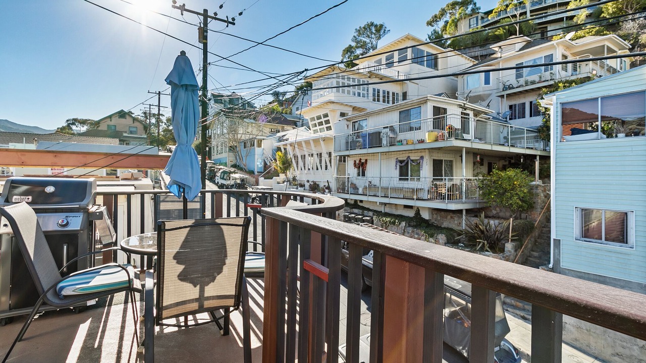 Photo of Patio Balcony in Avalon