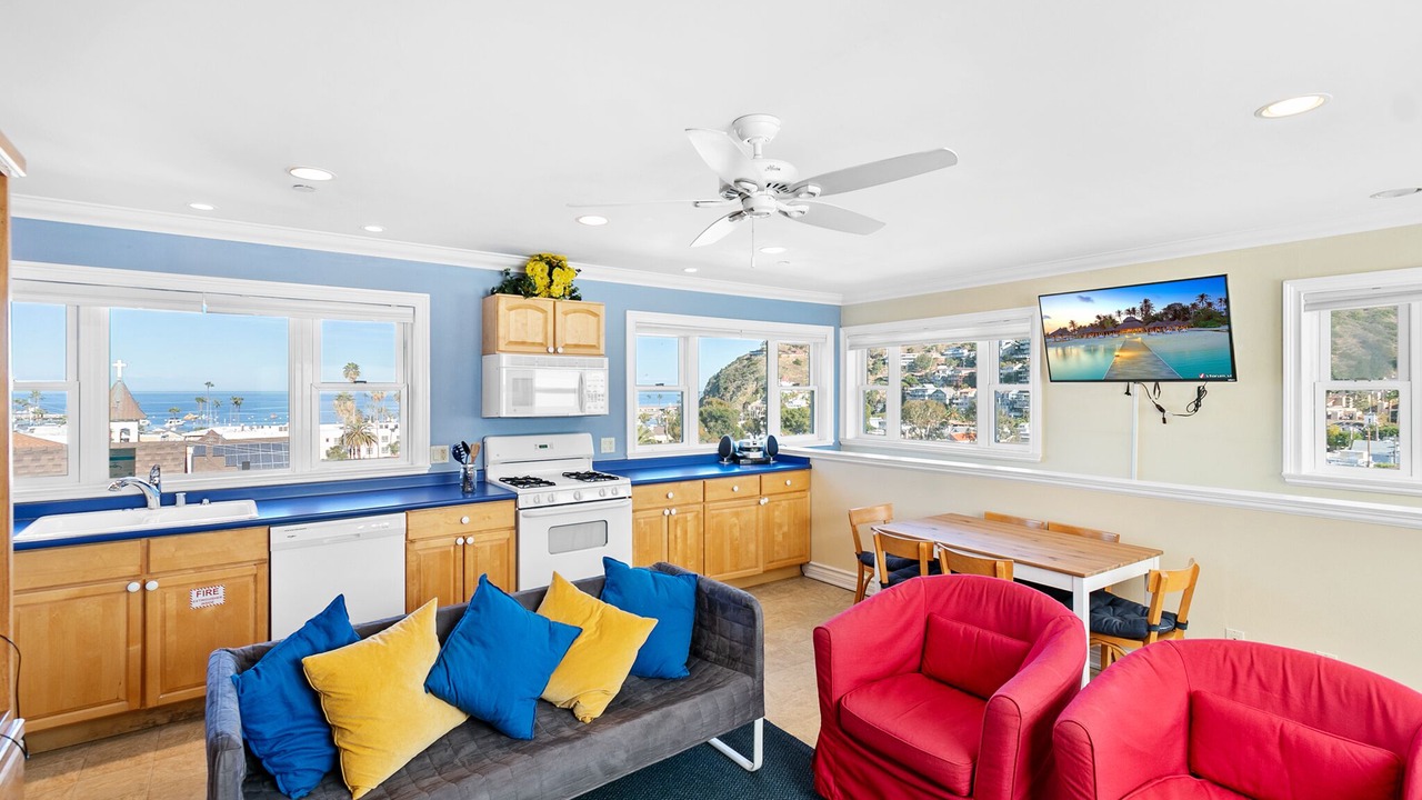 Photo of Bedroom in Avalon