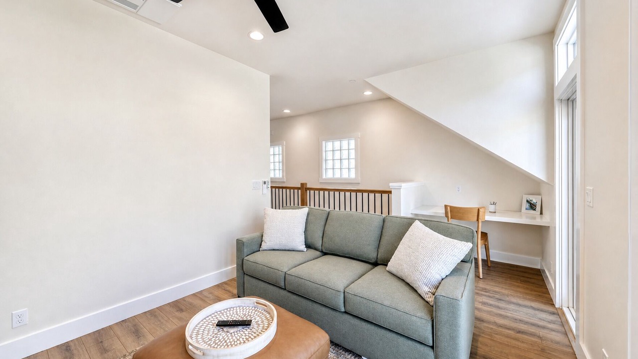 Photo of Bedroom in Avalon
