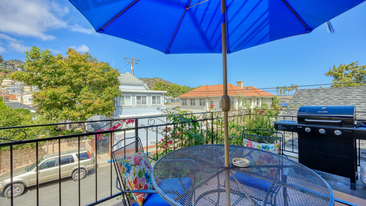 Photo of Patio Balcony in Avalon