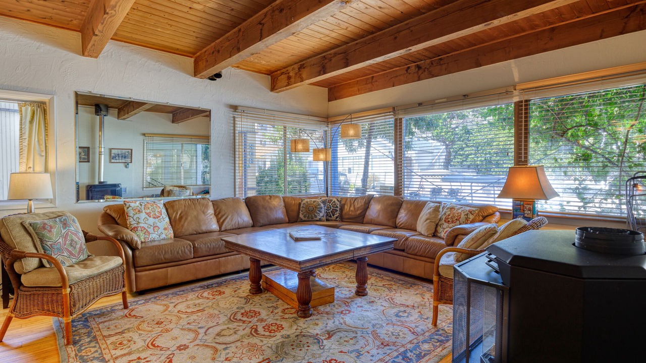 Photo of Bedroom in Avalon