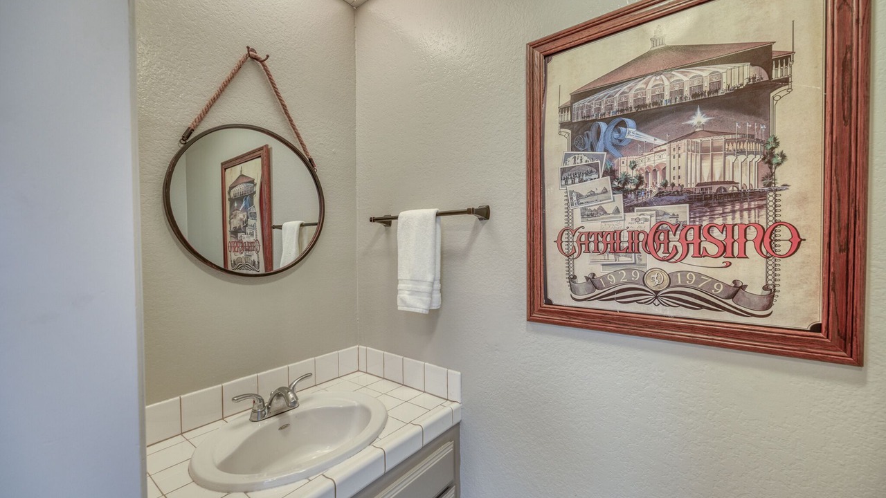 Photo of Bathroom in Avalon