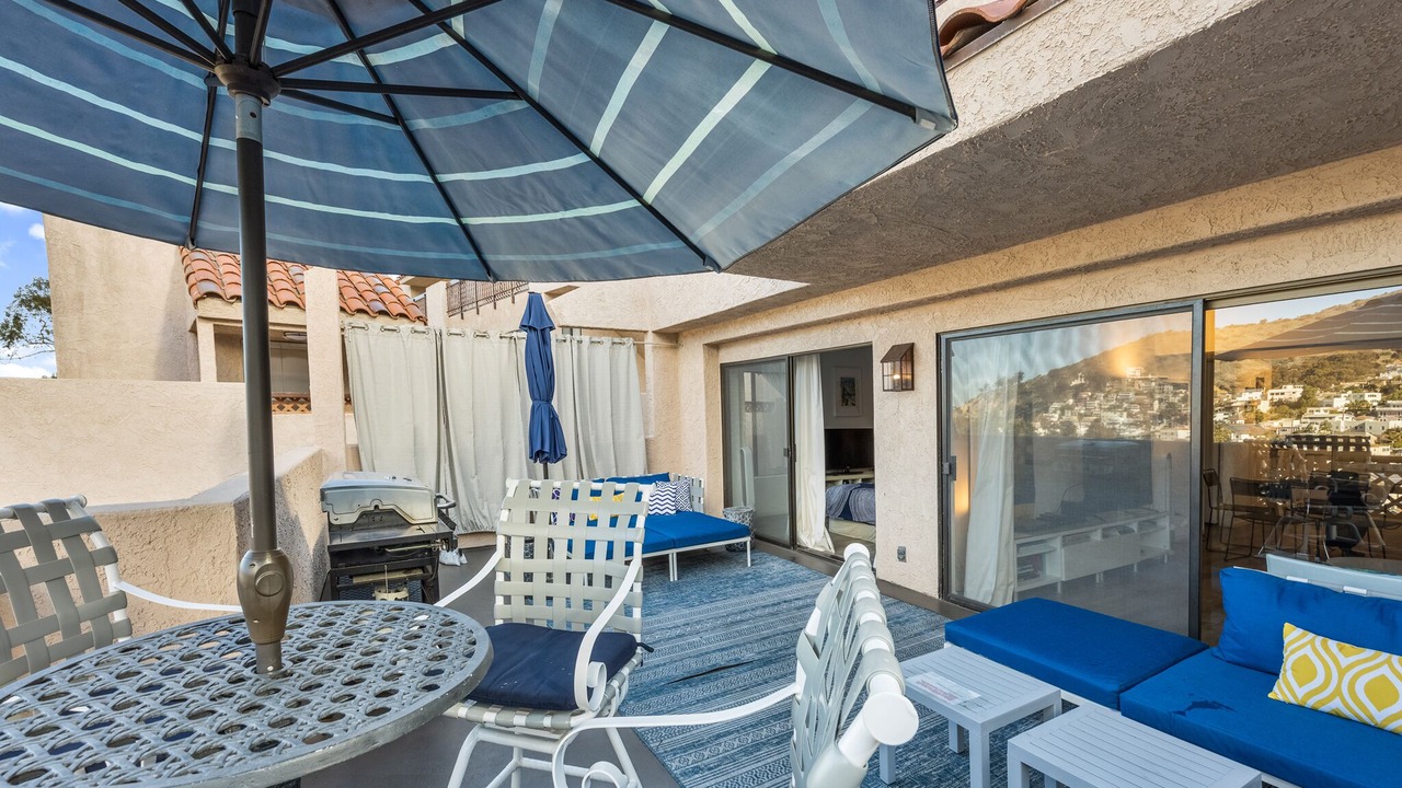 Photo of Patio Balcony in Avalon