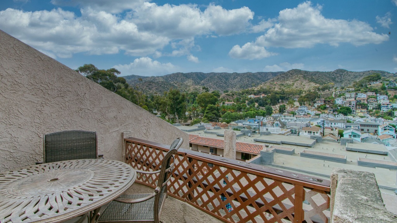 Photo of Patio Balcony in Avalon