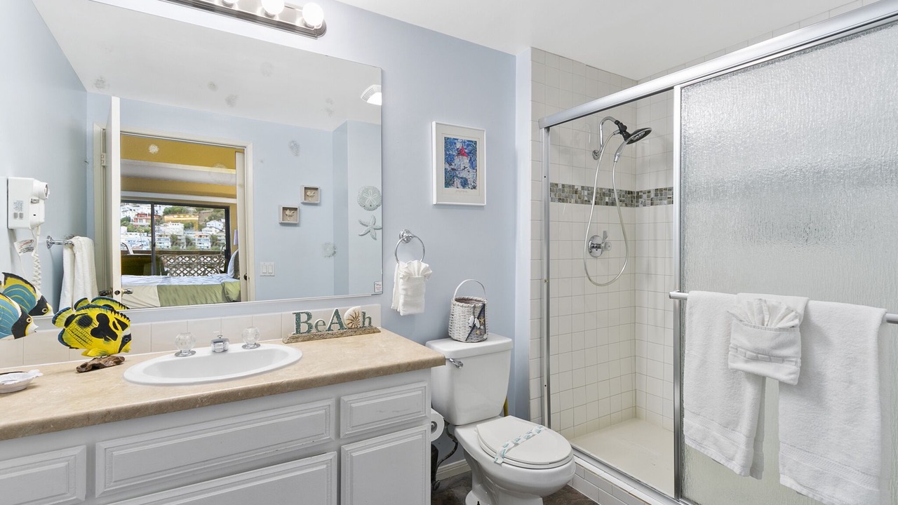 Photo of Bathroom in Avalon