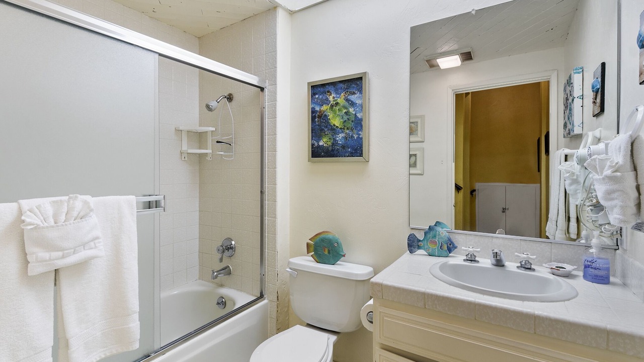 Photo of Bathroom in Avalon